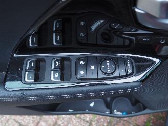 Kia Niro 1.6 GDI Hybrid ExecutiveLine picture 24