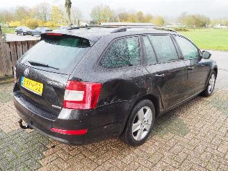 Skoda Octavia 1.6TDI GreenLine BusinessLine picture 4