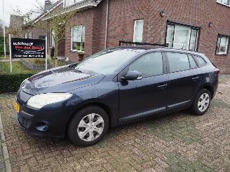 skadebil auto Renault Mégane 1.5 DCI Dynamique 2010/6