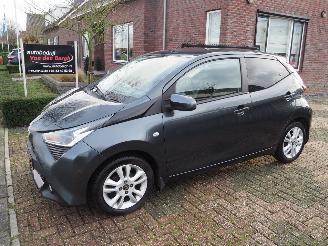 Auto incidentate Toyota Aygo 1.0 VVT-i X-Joy 2018/11