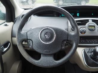 Renault Scenic 1.6-16V Business Line picture 14