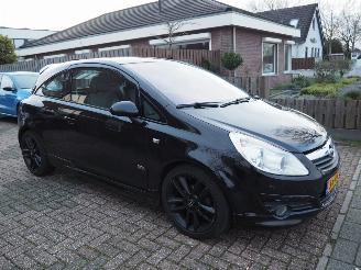 Opel Corsa 1.4-16V Opc-Line picture 3