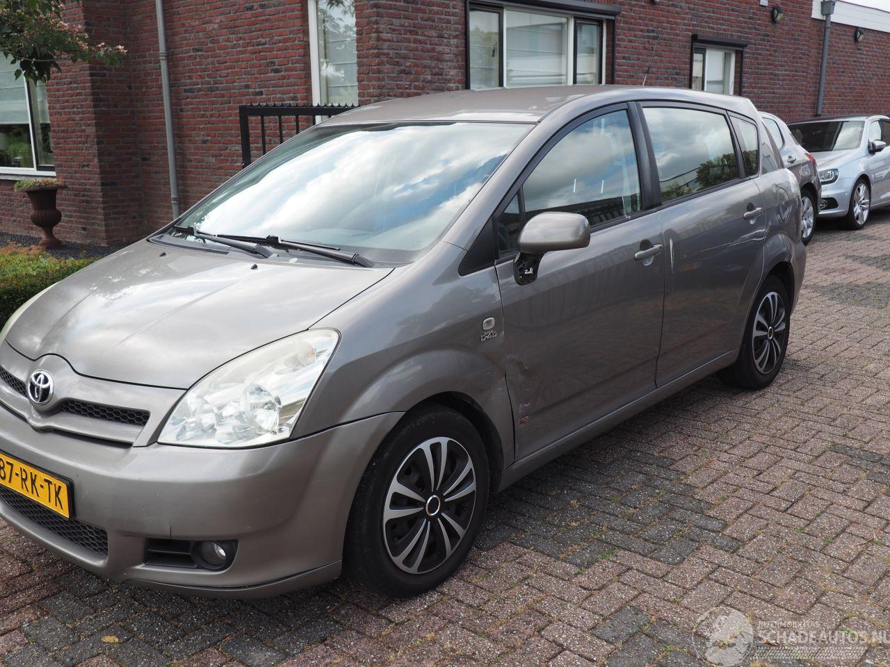Toyota Corolla-verso 2.0 D-4D Sol