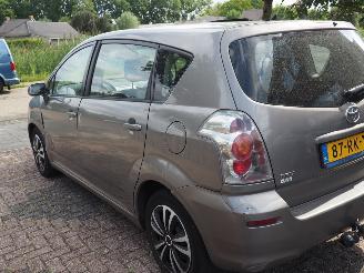 Toyota Corolla-verso 2.0 D-4D Sol picture 6