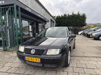 Volkswagen Bora 1.9 TDI 74KW AIRCO picture 2
