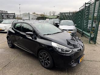 Renault Clio 1.2 16V 54KW AIRCO picture 4