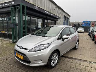 skadebil auto Ford Fiesta 1.25 Limited 5-Deurs Airco 2011/2