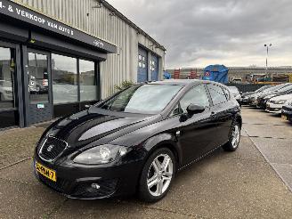 krockskadad bil auto Seat Leon 1.2 TSI 77KW AIRCO 2011/1