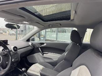 Audi A1 1.2 TFSI (MOTORSCHADE) picture 13