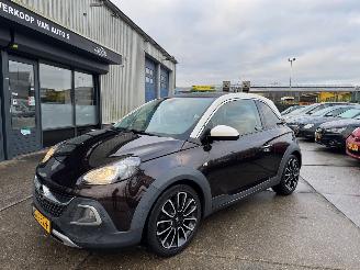 Voiture accidenté Opel Adam 1.0 Turbo Rocks 2016/2