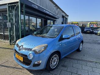 Coche accidentado Renault Twingo 1.2 16V AIRCO 2012/1