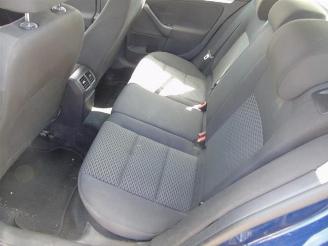 Volkswagen Golf  picture 7