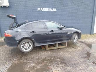 demontáž osobní automobily Jaguar XE XE, Sedan, 2015 2.0d 180 16V 2017/4