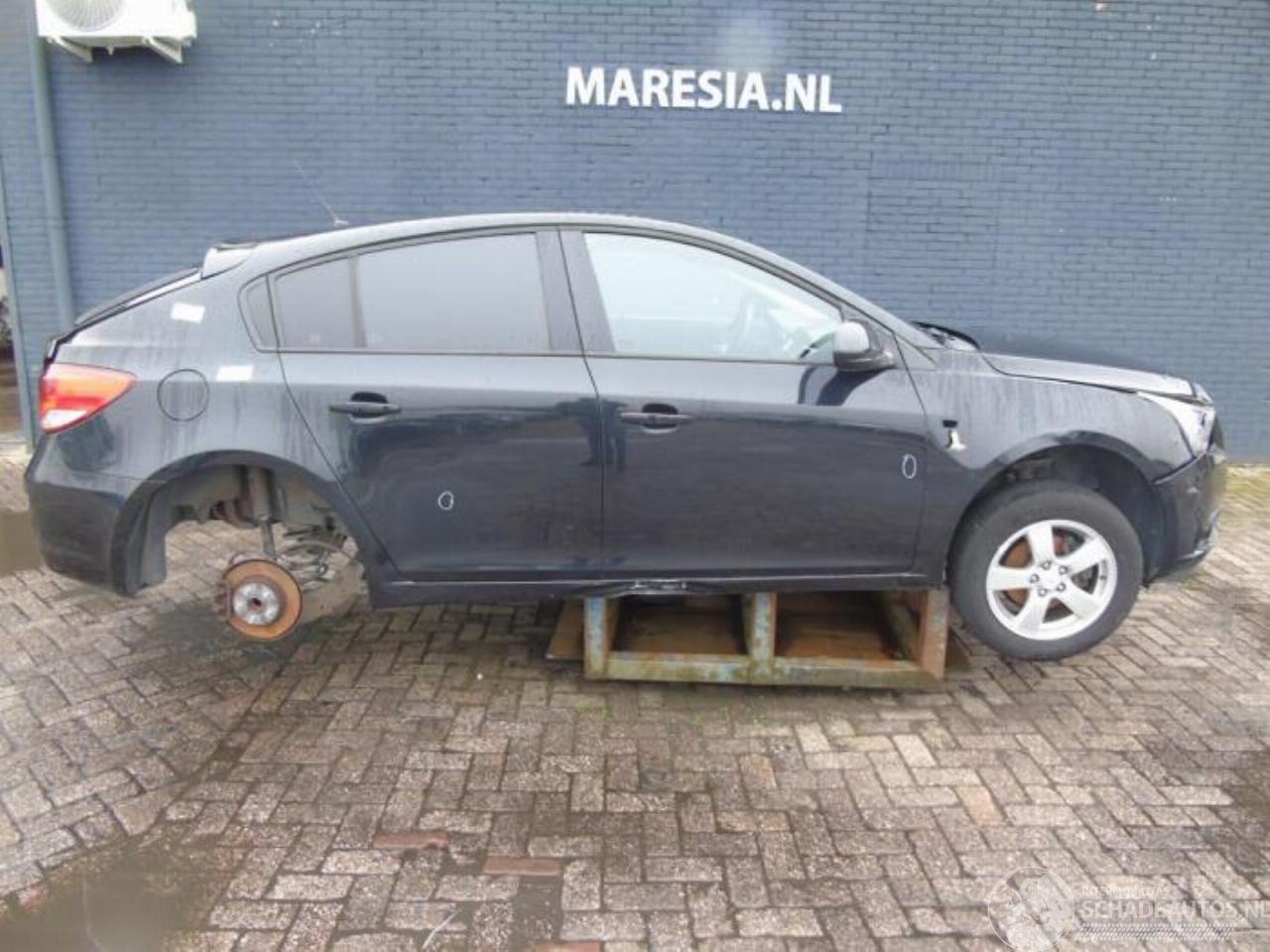 Chevrolet Cruze Cruze (305), Hatchback, 2010 / 2015 1.6 16V VVT