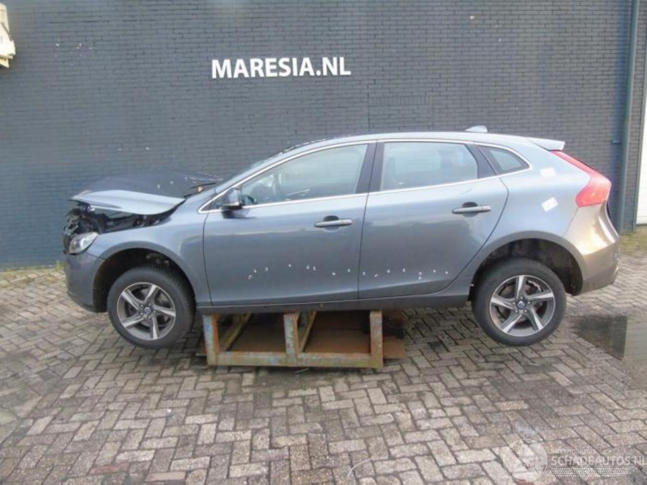 Volvo V-40 V40 (MV), Hatchback 5-drs, 2012 / 2019 1.6 D2