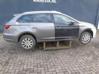 Seat Leon Leon ST (5FF), Combi 5-drs, 2012 / 2020 1.6 TDI 16V picture 3