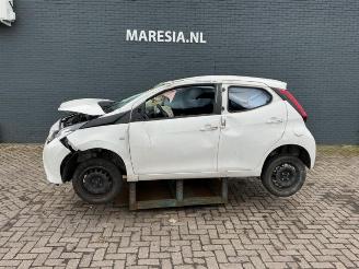 Salvage car Toyota Aygo Aygo (B40), Hatchback, 2014 1.0 12V VVT-i 2018/12