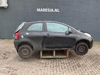 disassembly passenger cars Toyota Yaris Yaris II (P9), Hatchback, 2005 / 2014 1.3 16V VVT-i 2007/1