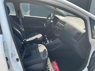 Kia Rio Rio III (UB), Hatchback, 2011 / 2017 1.2 CVVT 16V picture 3