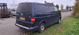 Volkswagen Transporter 2.5 TDI picture 4