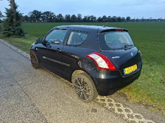 Suzuki Swift  picture 3