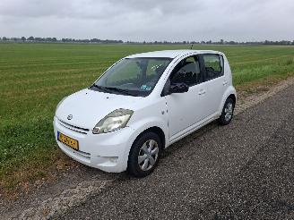 Vrakbiler auto Daihatsu Sirion  2008/4