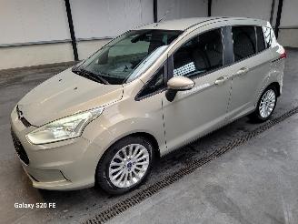 skadebil auto Ford B-Max 1.0 EcoBoost 74-KW Titanium 5drs 2012/11