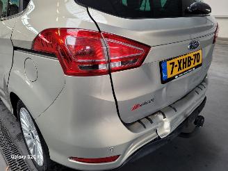 Ford B-Max 1.0 EcoBoost 74-KW Titanium 5drs picture 4