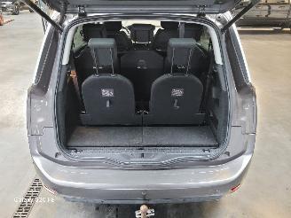 Citroën Grand C4 Picasso 1.6 HDi 88-KW 6-Bak BLUE 7-Persoons picture 11