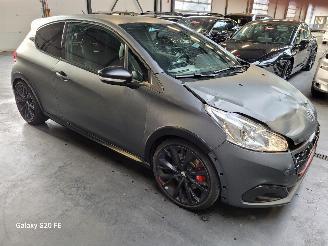 Peugeot 208 GTI 1.6 e-THP 153-KW 6-Bak 3drs MATT picture 3