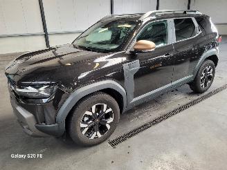 uszkodzony samochody osobowe Dacia Duster Hybrid 1.6 104-KW Automaat 5drs 2025/2