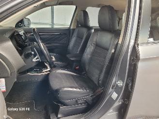 Mitsubishi Outlander 2.0 PHEV 89-KW Automaat 4-WD Executive picture 18