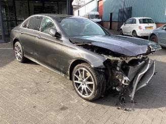 Mercedes E-klasse E (W213), Sedan, 2016 / 2023 E-300 e 2.0 Turbo 16V picture 3