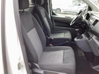 Peugeot Expert Expert (V1/VA/VB/VE/VF/VT/VY), Van, 2016 2.0 Blue HDi 120 16V picture 10