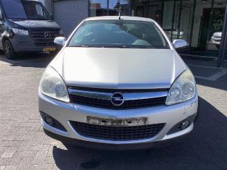 Opel Astra Astra H Twin Top (L67), Cabrio, 2005 / 2010 1.8 16V picture 2