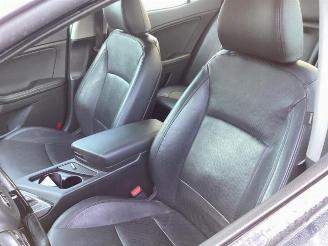 Kia Optima Optima, Sedan, 2010 / 2015 1.7 CRDi 16V picture 10