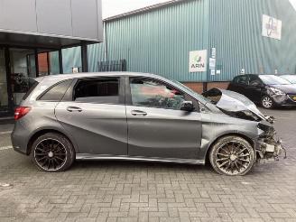 Mercedes B-klasse B (W246), Hatchback, 2011 / 2018 1.6 B-180 BlueEFFICIENCY Turbo 16V picture 4