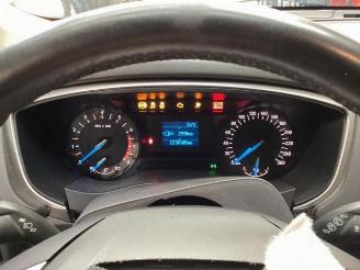 Ford Mondeo  picture 12