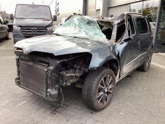 krockskadad bil auto Skoda Yeti Yeti (5LAC), SUV, 2009 / 2017 1.4 TSI 16V 2014/10