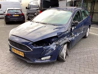 skadebil auto Ford Focus 1.0 2018/2