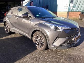 Toyota C-HR 1.8 Hybrid Dynamic picture 3