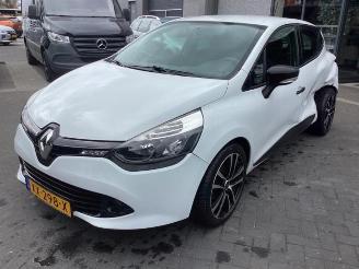 Démontage voiture Renault Clio Clio IV (5R), Hatchback 5-drs, 2012 / 2021 1.2 16V 2015/1