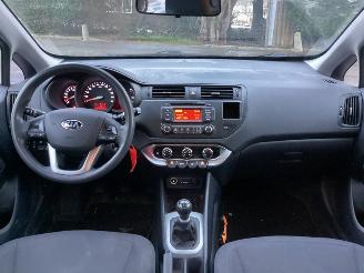 Kia Rio 1.2 CVVT Comfort Pack picture 11