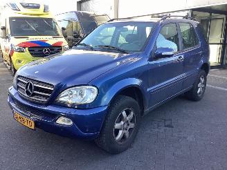 Auto incidentate Mercedes M-klasse 500 V 2002/3