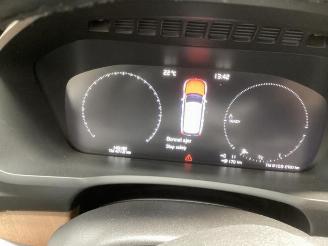 Volvo Xc-90  picture 11