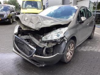 disassembly passenger cars Peugeot 208 208 I (CA/CC/CK/CL), Hatchback, 2012 / 2019 1.0 Vti 12V PureTech 2014/9