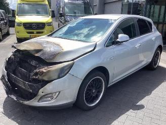 Sloopauto Opel Astra Astra J (PC6/PD6/PE6/PF6), Hatchback 5-drs, 2009 / 2015 1.4 Turbo 16V 2010/9