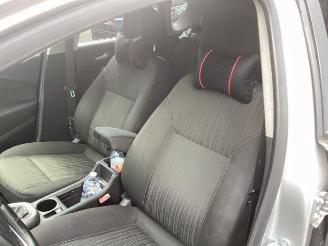 Opel Astra Astra J (PC6/PD6/PE6/PF6), Hatchback 5-drs, 2009 / 2015 1.4 Turbo 16V picture 10