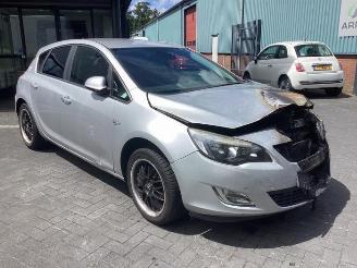 Opel Astra Astra J (PC6/PD6/PE6/PF6), Hatchback 5-drs, 2009 / 2015 1.4 Turbo 16V picture 3