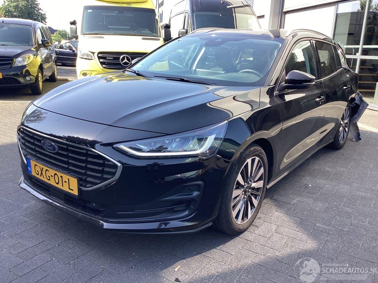 Ford Focus 1.0 EcoBoost Hybrid Titanium X